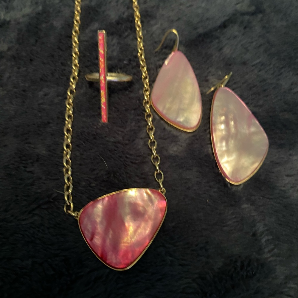 Kendra Scott Pink Pearl Pink Abalone Iridescent Teardrop Earrings - Picture 6 of 6